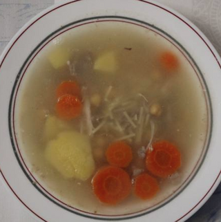Caldo De Puchero Con Fideos Y Garbanzos (400 G.)