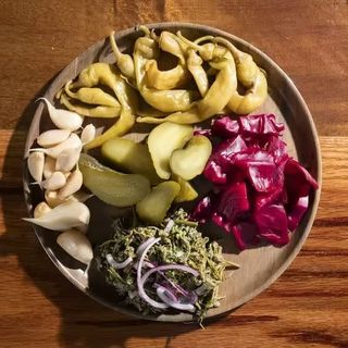 მჟავის ასორტი