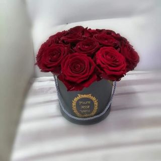 Flowerbox crvene ruže 