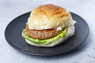 Punjena pljeskavica porcija