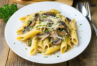 Tagliatelle con funghi porcini