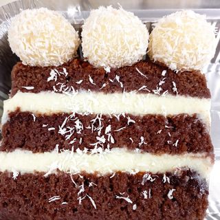 Fatia Prestígio + Brigadeiros