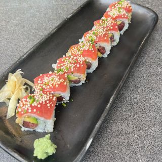 123) Avocado tuna roll, 8u.