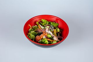 47. Insalata con pesce crudo misto