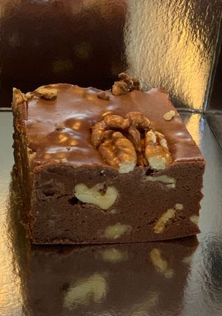 Ciocolata de casa cu nuca