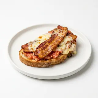 Tostada De Bacon & Cheese