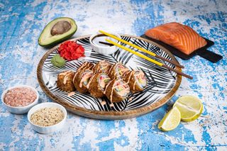 შემწვარი როლი კრაბით  ( 8 ნაჭერი)