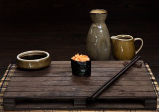  Սուշի գունկան Կծու մանրածովախեցգետին 