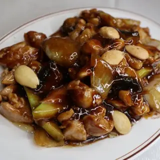 Pollo Con Almendras