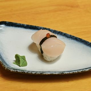 Hotate Nigiri 