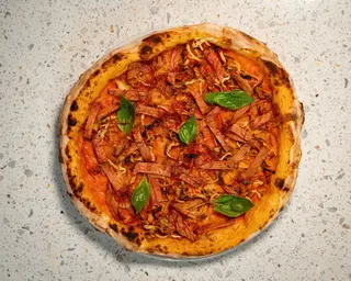Pastrami VEG, peperoni e cipolla