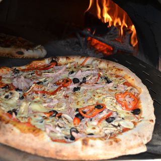 Pizza Capricciosa Ø 40cm