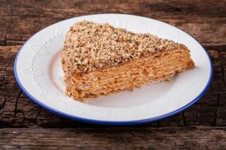 Вафельний торт зі згущеним молоком  (130г)