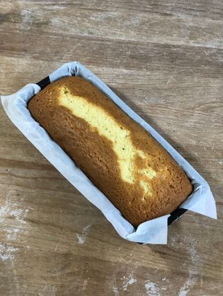Bizcocho Limón entero