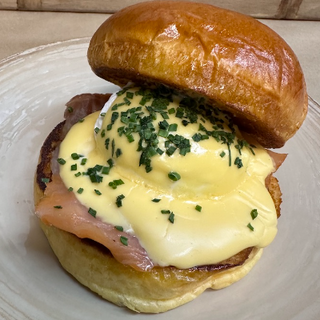 Benedictino III Salmon