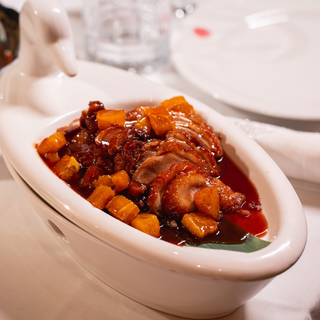 Magret De Pato Crujiente Con Salsa De Naranja