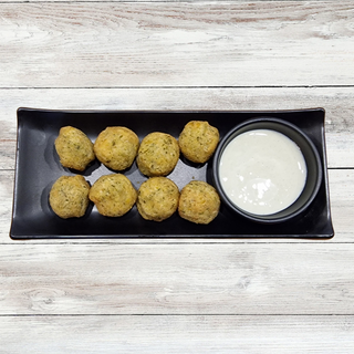 BOCADITOS  DE FALAFEL & YOGURT