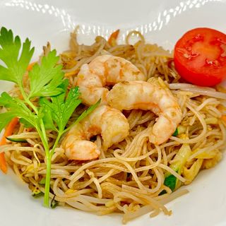 Spaghetti di Riso con Gamberi e Verdure