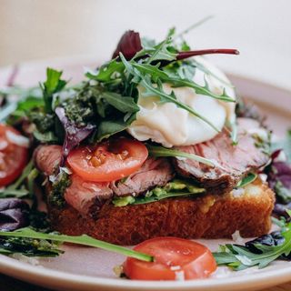 Тост гуакамоле Ростбіф