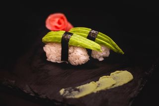 Avocado nigiri