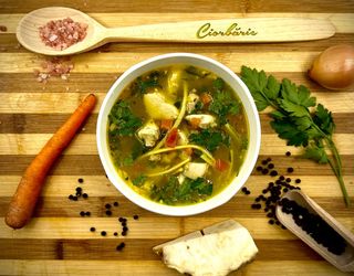 Supă de pui cu tăiței 450 gr