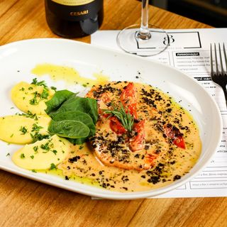 Філе лосося із пюре