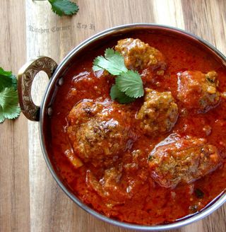 Meat Ball in Arabic gravy  (Jagnięcina)
