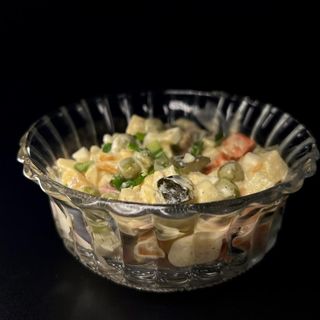 Салат Олів'є (150г)