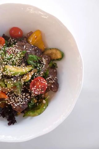 Salată cu carne de vită