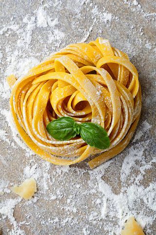 Tagliatelle Al Pesto Siciliano Y Parmesano