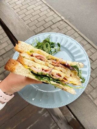 Сендіч гриль з беконом