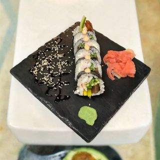 Futomaki krewetka ebi