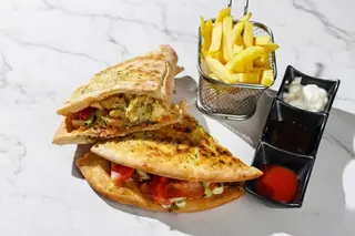 Makloub Chawarma