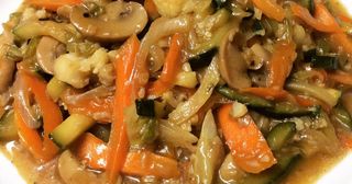 33. Chop suey de verduras