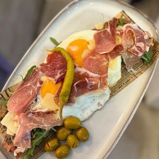 Pa amb oli MANDA HUEVOS 