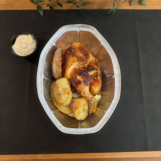 1/2 Pollo Con Patatas, Salsa Alioli Y Bebida