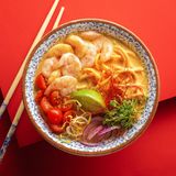 Карі лакса з креветками