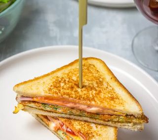 Тост Пеперoни