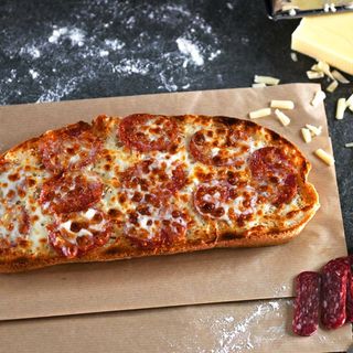 Принцеса с Луканка и кашкавал (250г)