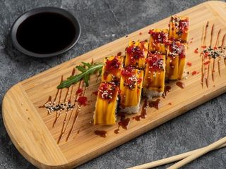 Cheesy макі (270g)