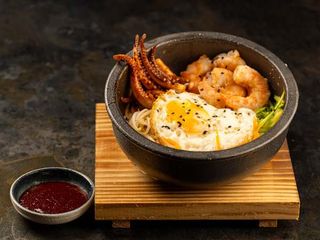 Bibimbap ai frutti di mare