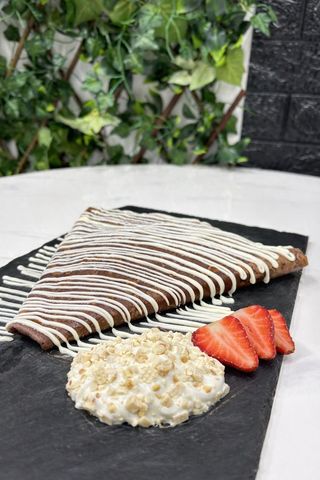 Clătită Crema Raffaello + căpșuni