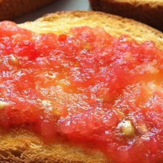Tosta Ibérica con Aceite y Tomate