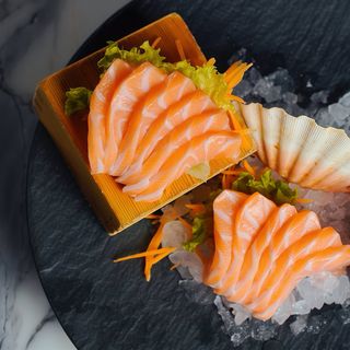 Sashimi Salmone