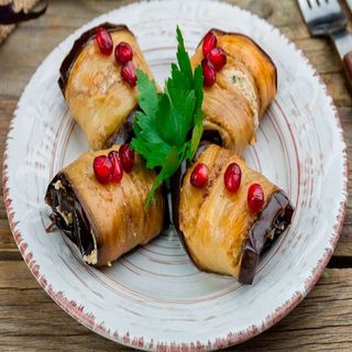 Eggplant with walnuts