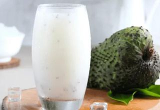 Jugo De Guanábana En Leche 