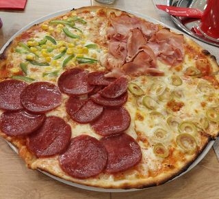 Pizza Quattro