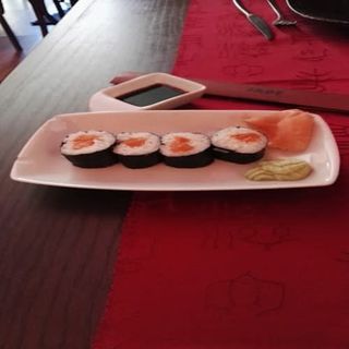 Sake Maki Salmón, 6 Unidades