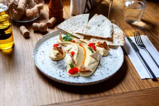 Hummus cu lipie 