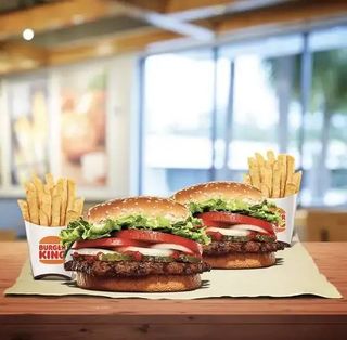 Whopper Wednesday Beef + Drink (2 Whoppers + 2 small fries + 2 drinks)